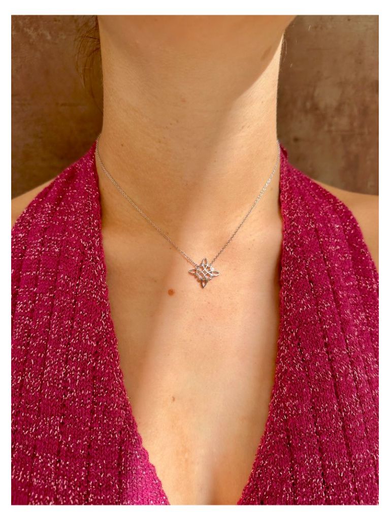 Collar Nudo de Bruja Plata