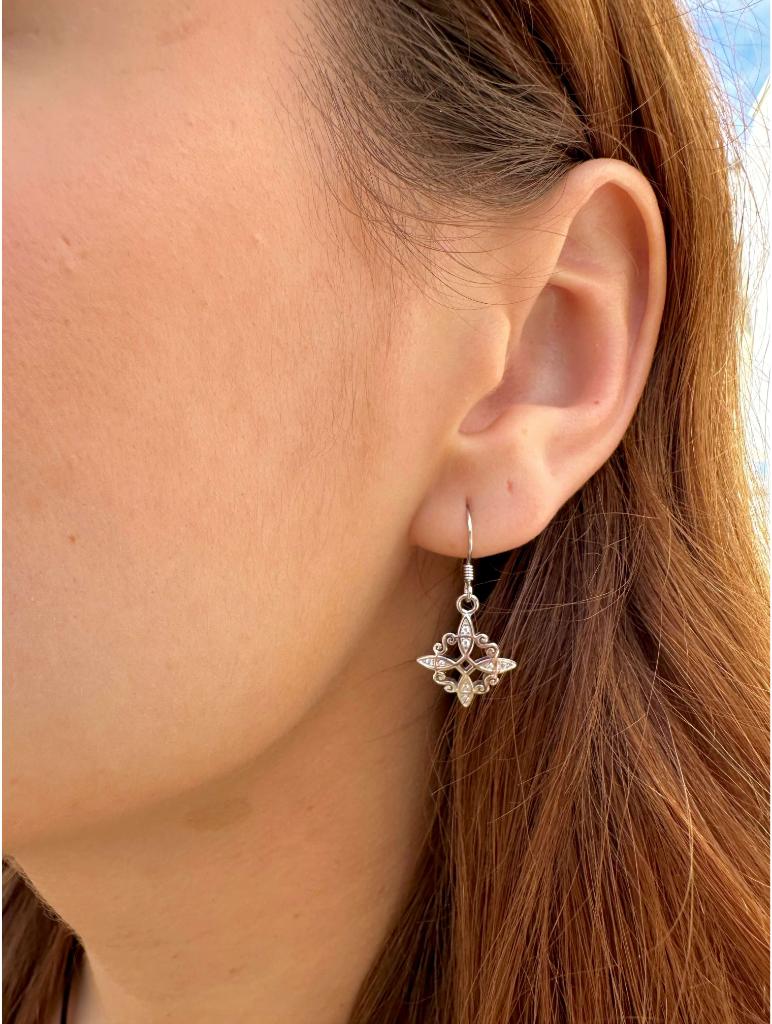 Pendientes Nudo de Bruja Plata