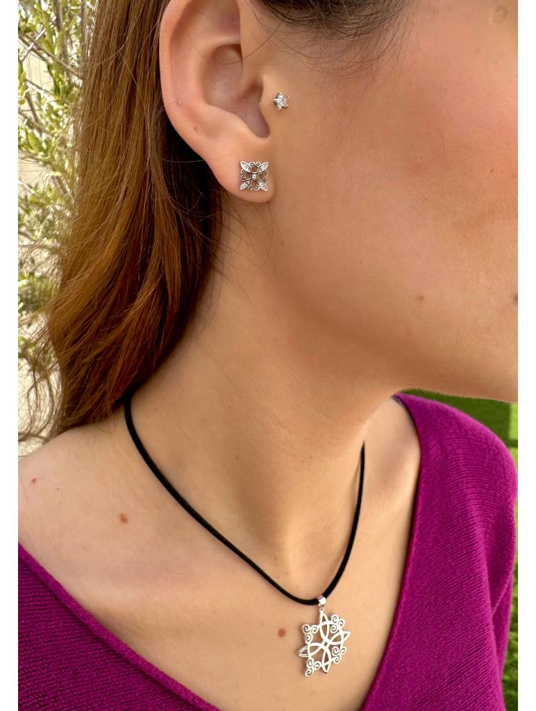 Pendientes Nudo de Bruja Circonitas Plata